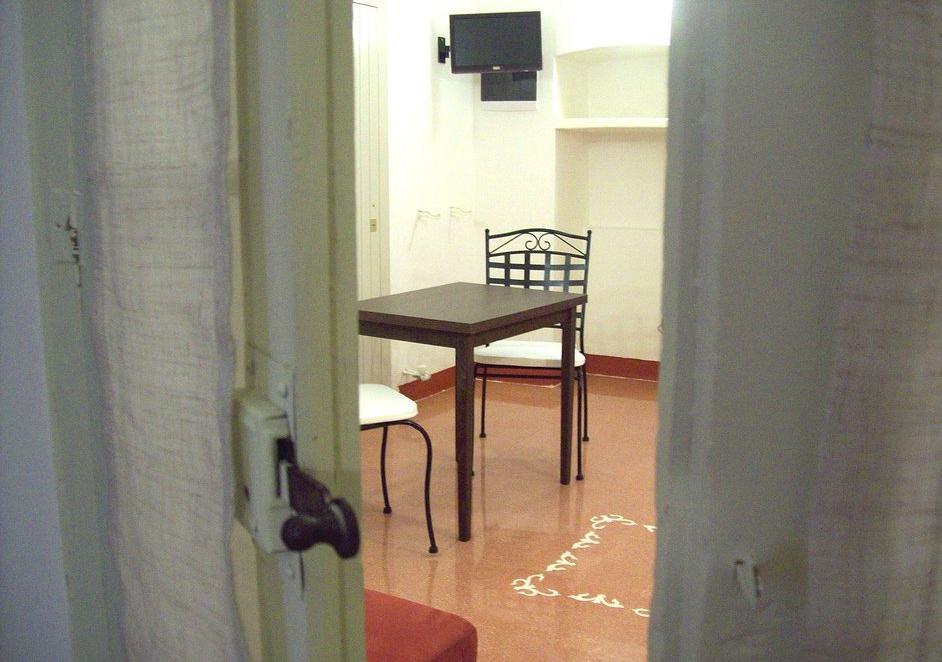 Suite Carducci B&B - Residence ルティリアーノ エクステリア 写真